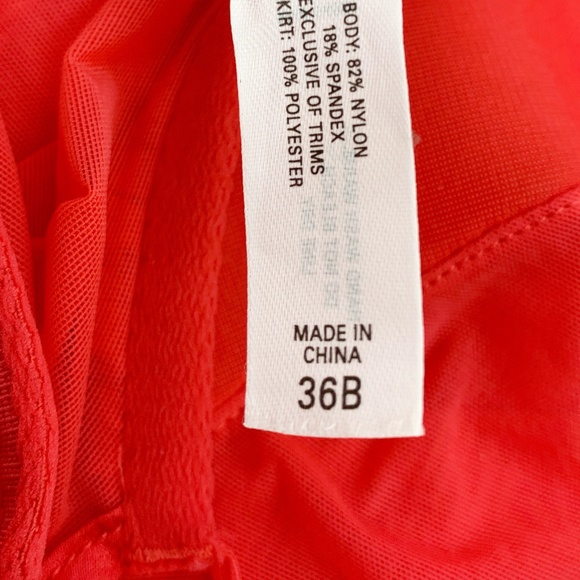 VICTORIAS SECRET Sheer Embroidered Bra Sli… - Picture 8 of 8